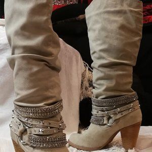Not Rated Embellished Creme Swag Boots Size 8.5